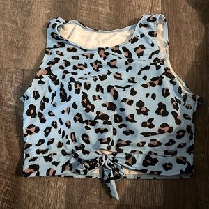 Women’s bathing suit top Size - Medium